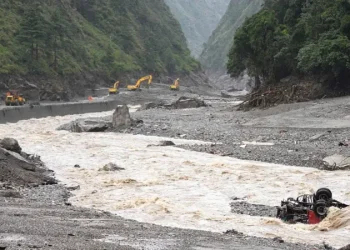 तिब्बतमा राहत तथा उद्धार अभियान तत्कालका लागि रोकियो, फेरि बाढी आउने आशंका