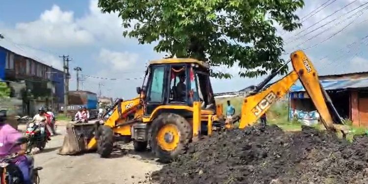 वीरगञ्जका तीन वडामा चार वर्षदेखि रोकिएको पानी निकास सञ्चालनमा