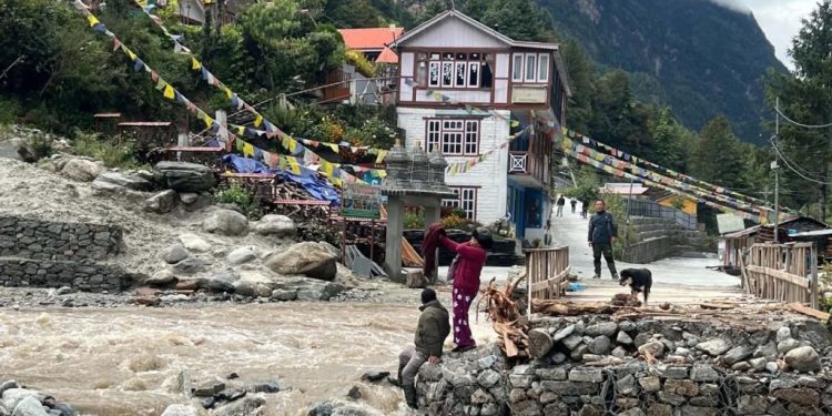 अविरल वर्षा र बाढीपहिरोबाट देशभर २७ जनाको मृत्यु, सयौं परिवार प्रभावित