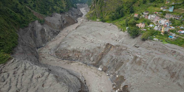 कोदारी नाकाको संयुक्त अनुगमन, सडक र पूर्वाधार सुधारमा जोड