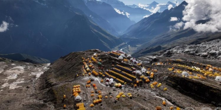 शरद् ऋतुमा हिमाल आरोहणबाट २३ करोडभन्दा बढी राजस्व संकलन