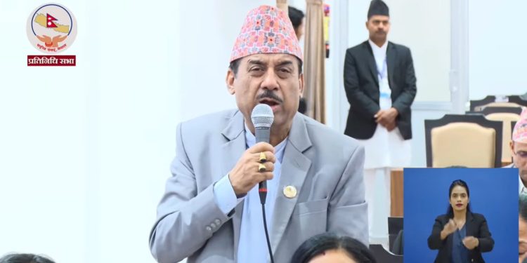 राप्रपा सांसद गिरीको प्रश्नः ‘सरकार किन बाटो बिराइरहेको छ ?’