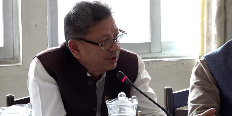 समितिका प्रतिवेदन कार्यान्वयन भए–नभएको अनुगमन गर्नुपर्छः काँग्रेस सांसद श्रेष्ठ