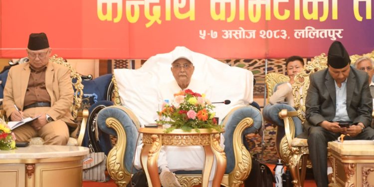 एमाले केन्द्रिय कमिटी बैठक आज पनि जारी (तस्बिरहरु)