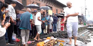 कुशको शव बनाएर अन्तिम संस्कार