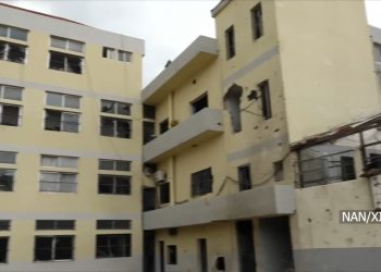 लेबनानमा युद्धबाट ध्वस्त विद्यालय, बालबालिकालाई कक्षाकोठा फर्किन कठिन