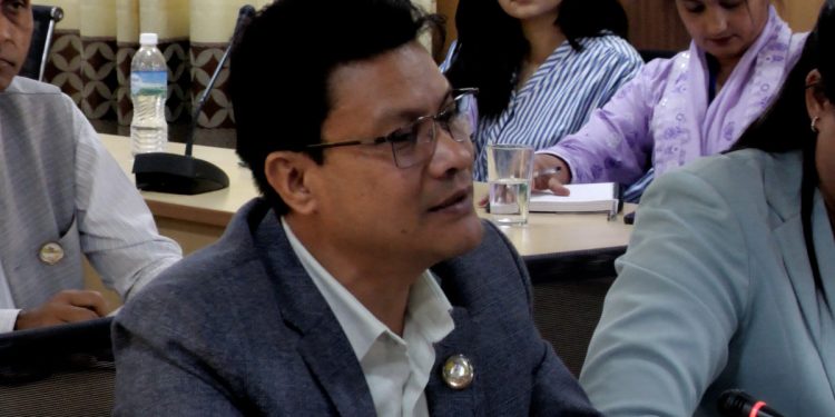जलवायु क्षतिपूर्तिका लागि नेपालले अपेक्षित उपलब्धि हासिल गर्न सकेको छैनः सांसद परियार
