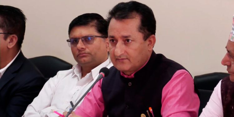चाडपर्वमा भाडा नबढाउने प्रतिवद्धतासहित व्यवसायीले भनेः सरकारले पेट्रोलियम पदार्थको मूल्य नबढाओस्