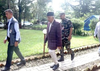 बाढी प्रभावित क्षेत्रको स्थलगत अवलोकन गर्न नुवाकोट पुगे राष्ट्रपति पौडेल
