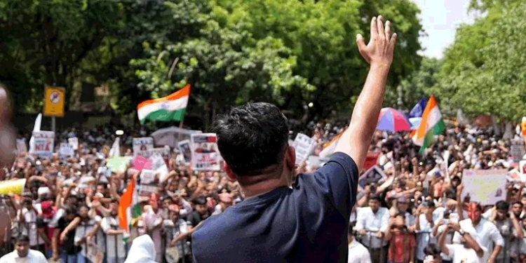 कक्रोच जनता पार्टीको आन्दोलन चर्कियो, दिल्लीमा २० हजारभन्दा बढी प्रहरी तैनाथ