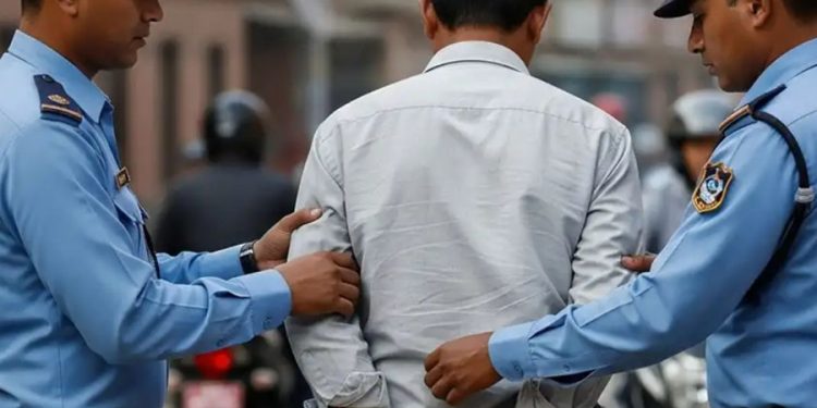 सरकारी गाडी दुरुपयोग र अभद्र व्यवहारको आरोपमा गणेश सापकोटा पक्राउ