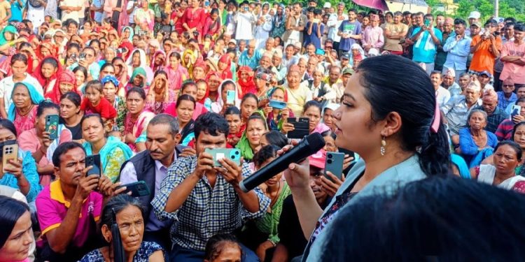 भूमिहीन र सुकुम्बासीको समस्या समाधान गर्न कानुनी बाटो खुल्यो, राष्ट्रपतिद्वारा दुई अध्यादेश जारी