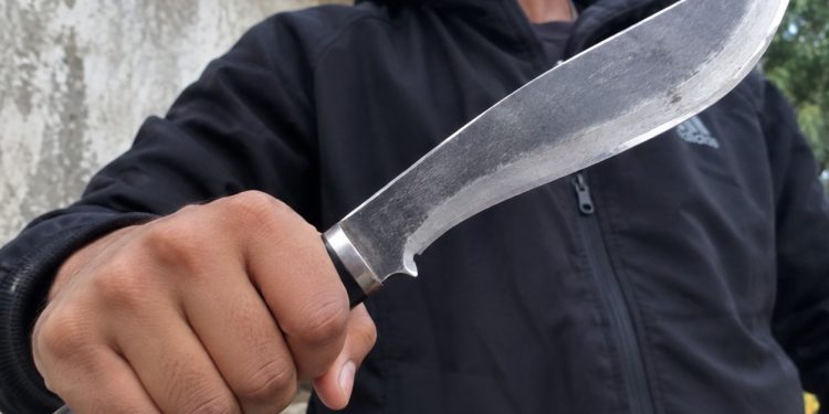 फेसबुकमा खुकुरीसहितको तस्बिर राखेको आरोपमा १८ वर्षीय युवक पक्राउ