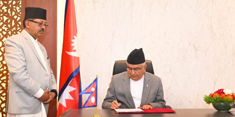 राष्ट्रपति पौडेलद्वारा वन र भूमिसम्बन्धी दुई अध्यादेश जारी