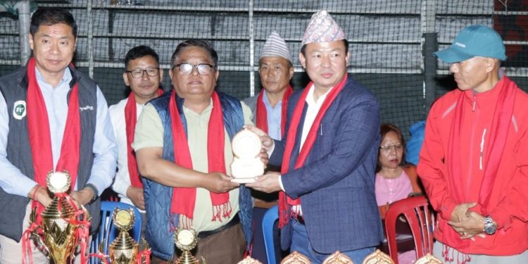 सुनुवार राष्ट्रसेवक कप फुटसलको उपाधि मैनावती फुटबल क्लबलाई