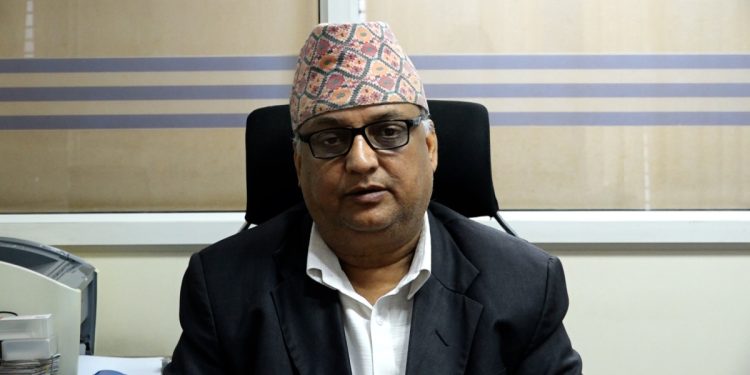 चाडपर्व लक्षित छुटले साल्ट ट्रेडिङका विक्री केन्द्रमा ग्राहकको चाप